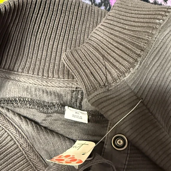 BRAND NEW Free People Charcoal Zip-Up Sweater - Picture 2 of 5